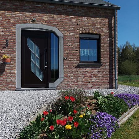 L'Evasion Du Berger Australien Apartment Couvin Exterior foto